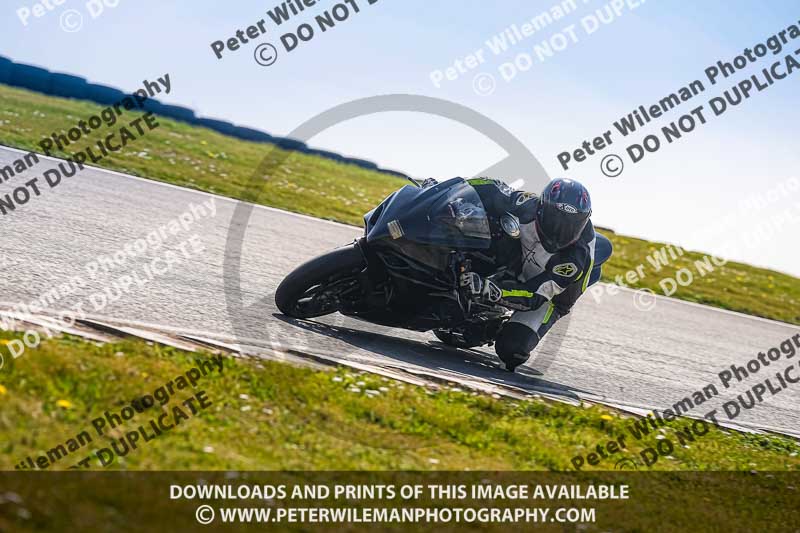 anglesey no limits trackday;anglesey photographs;anglesey trackday photographs;enduro digital images;event digital images;eventdigitalimages;no limits trackdays;peter wileman photography;racing digital images;trac mon;trackday digital images;trackday photos;ty croes
